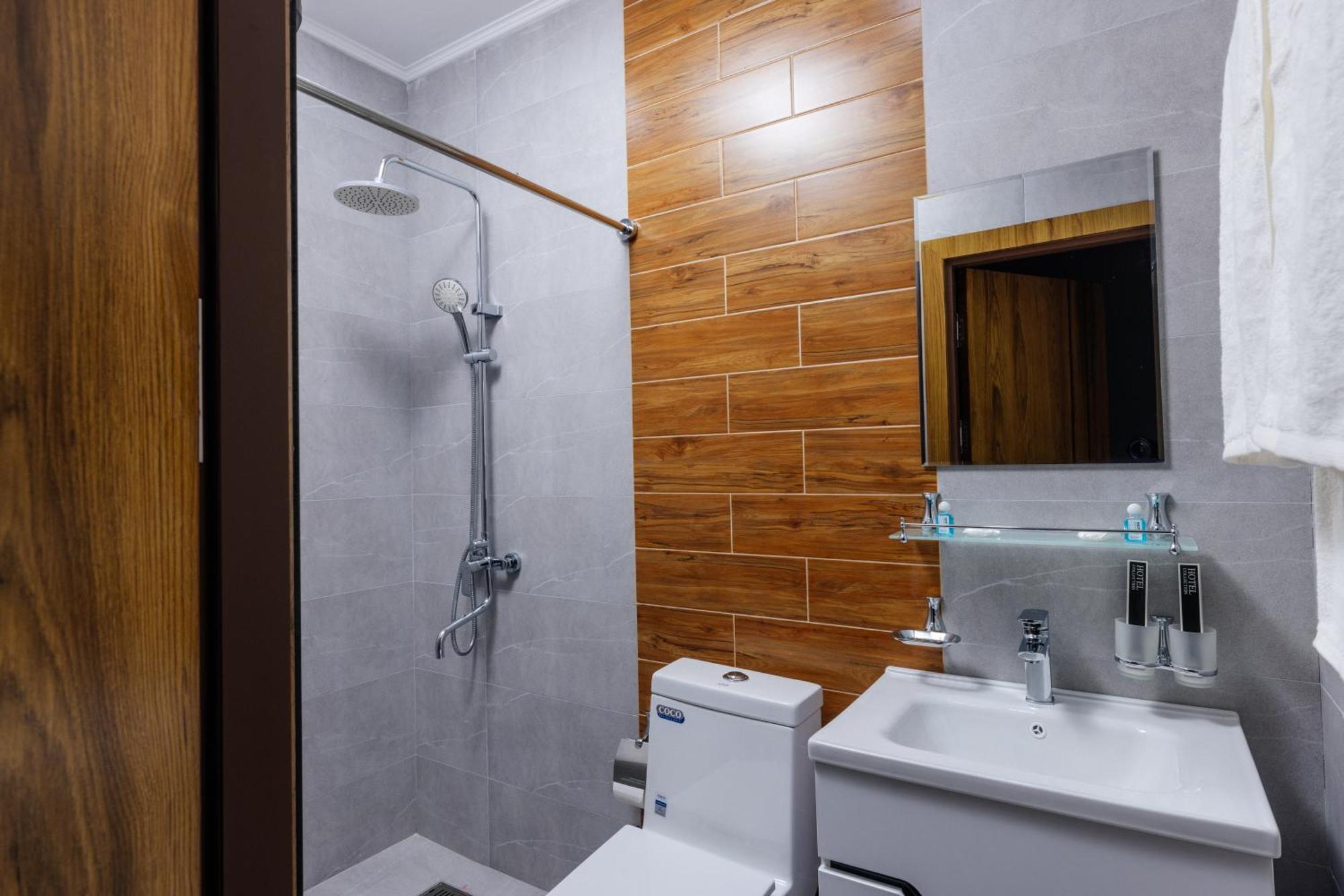 Royal Sebzor Hotel Tasjkent Buitenkant foto